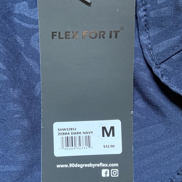 NWT 90 degree by reflex, brand new love the style, to big for me - Picture 6 of 6